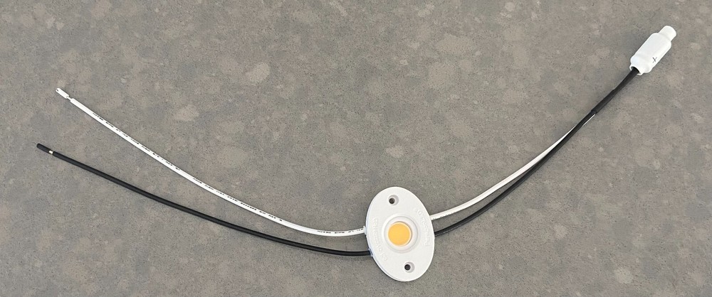 ParagonLED CDLC-42-30135-120V-30-16W LED Replacement Light.          L140