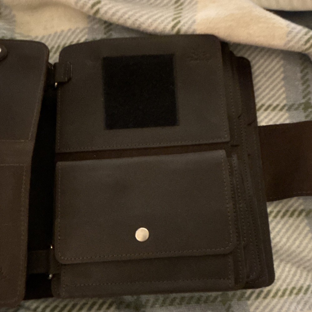 Thread & Maple Large Leather Binder Organizer with Multiple Pages