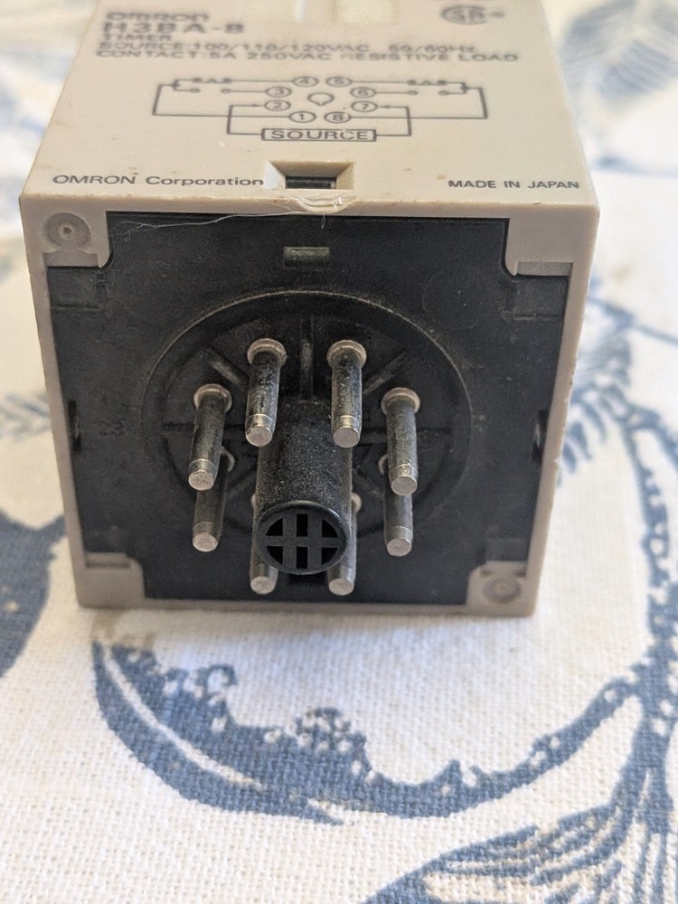 Omron Timer Relay H3BA-8, 8 Pin