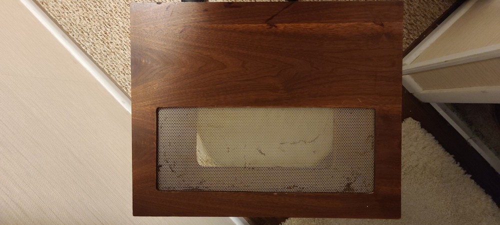 McIntosh C26 Solid State Preamplifier and Cabinet - Black/Walnut (1974)