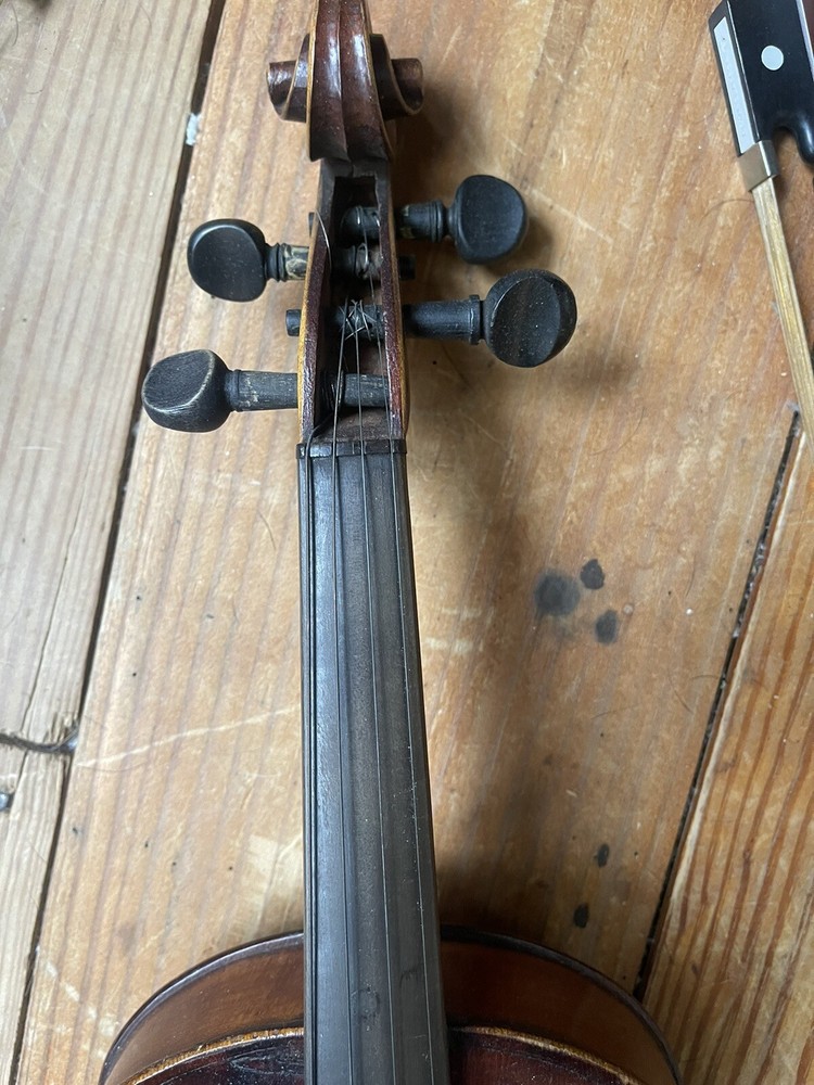 antique violin