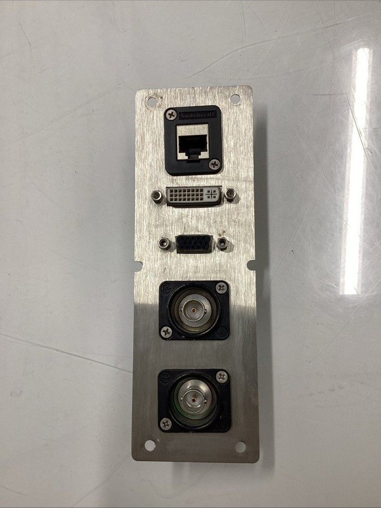 Switchcraft I/O Connector Interface Plate M-752