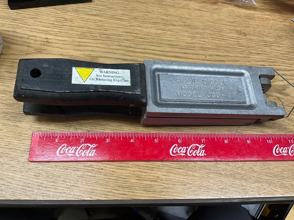 Do it Mold - Grave Digger - Assorted sizes - Model OGD-4 - nice shape