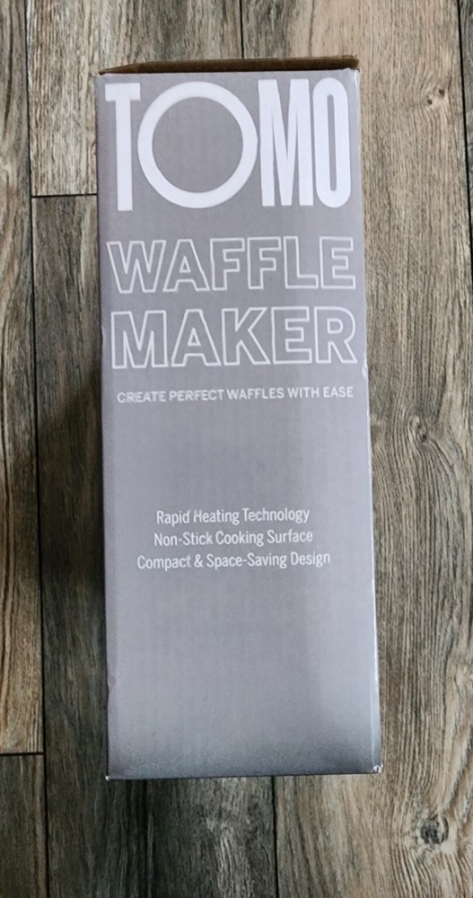 Tomo Compact Electric Non-Stick Waffle Maker New