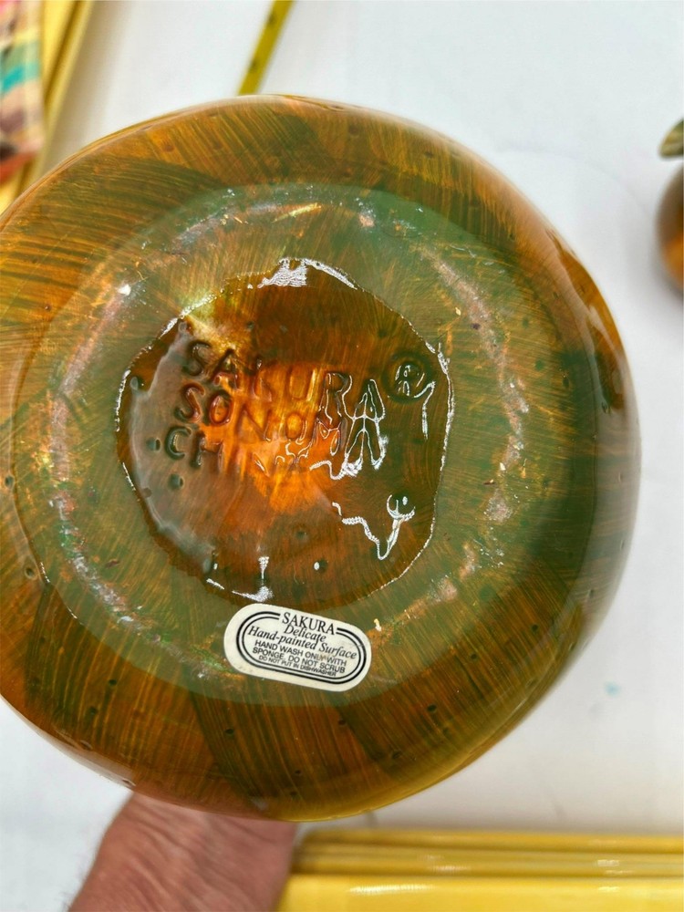 SAKURA---SONOMA---PITCHER---SALT & PEPPER---**READ**