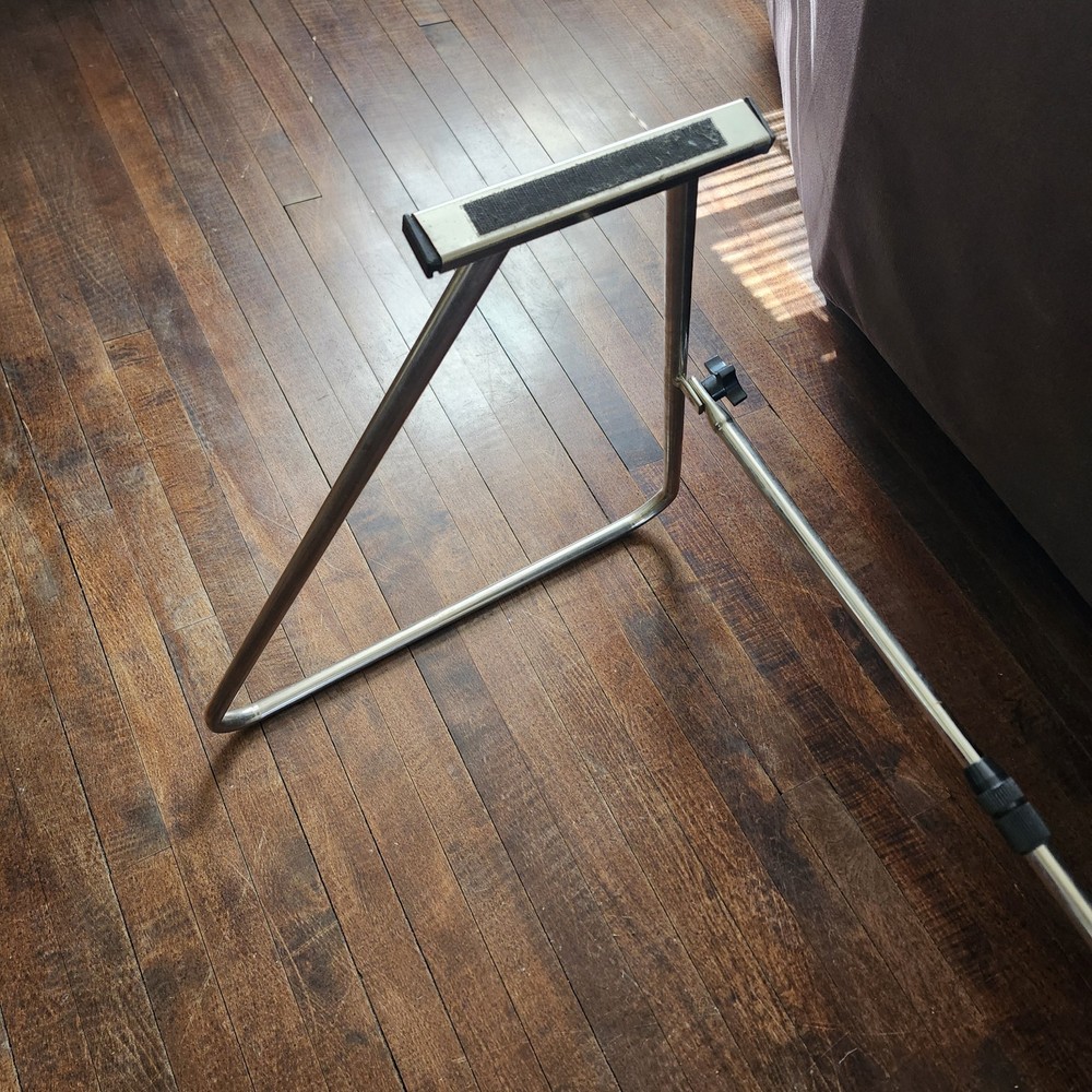 VTG CASIO Metal Keyboard Stand Adjustable Width 27" Tall Silver VGC