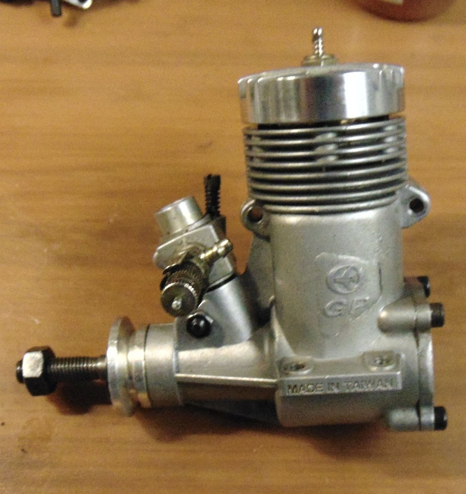 Thunder Tiger GP 40 RC Model Airplane Engine.. nice 3