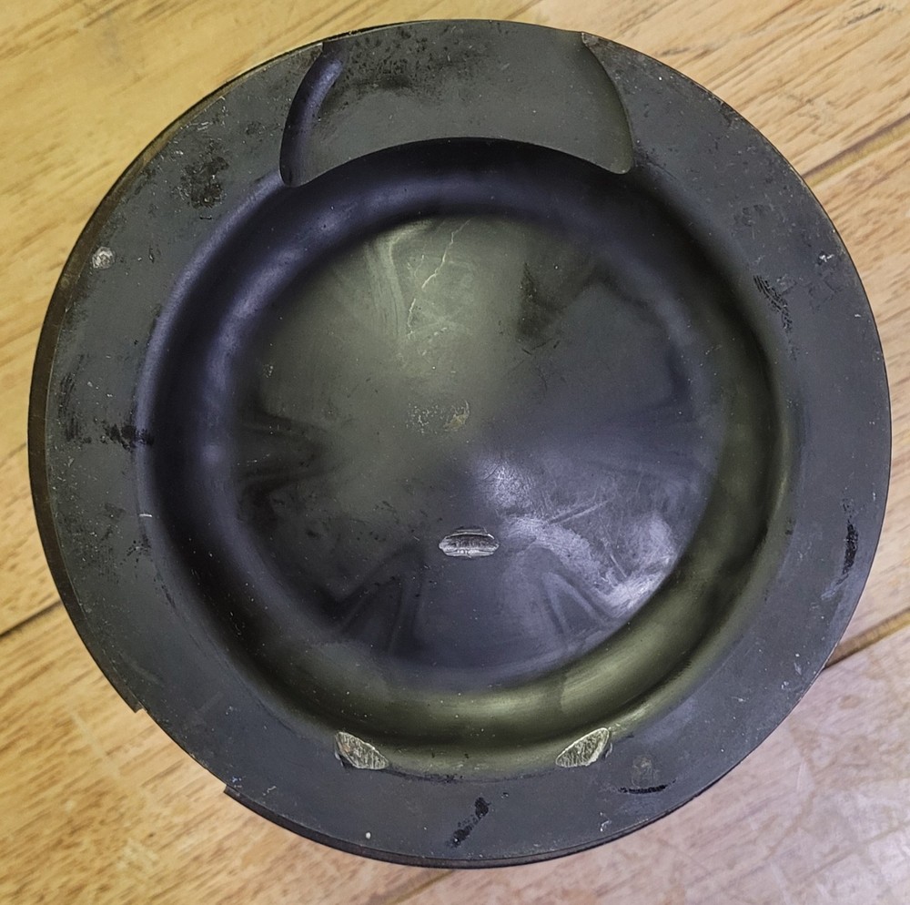DAMAGED Detroit DDE A4720303317 Piston Assembly Kit