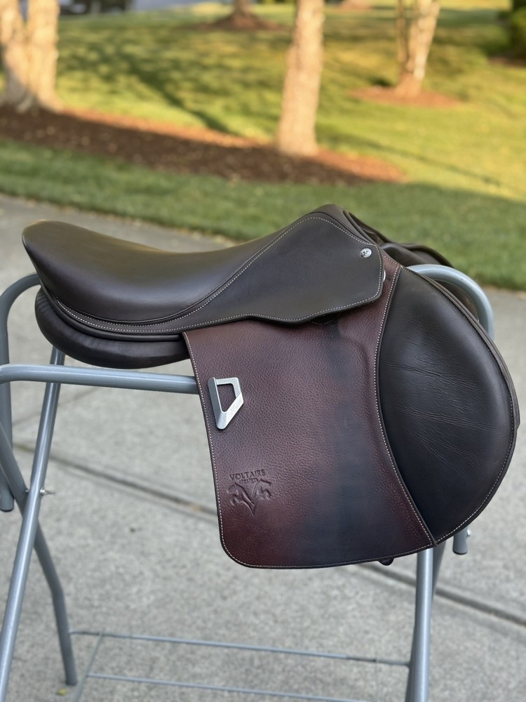 2020 17.5” Voltaire Blue Infinite Saddle ActiveFlex Tree 2AA Flap