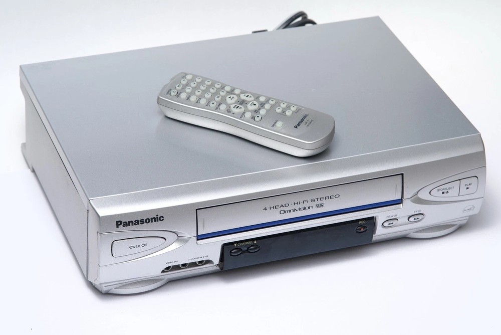 Panasonic DMR-ES35V VCR VHS RECORDER PPLAYER WITH REMOTE TESTED