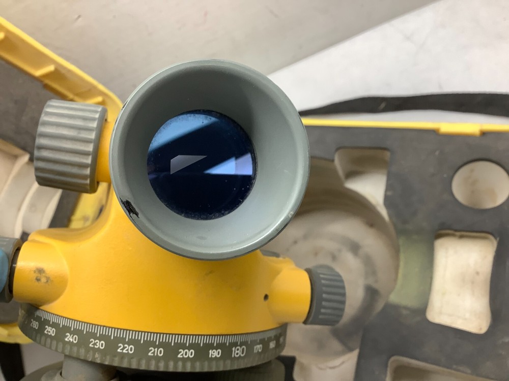 Spectra Precision AL220 Auto Level