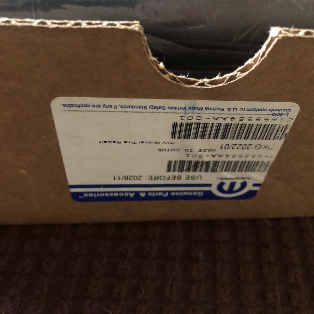 MOPAR Tire Service Inflator Kit V1D nib