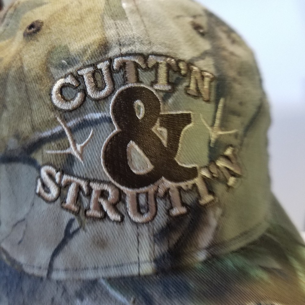 Cutt'n & Strutt'n Hunter's Specialties Adjustable Strap Baseball Cap Real Tree
