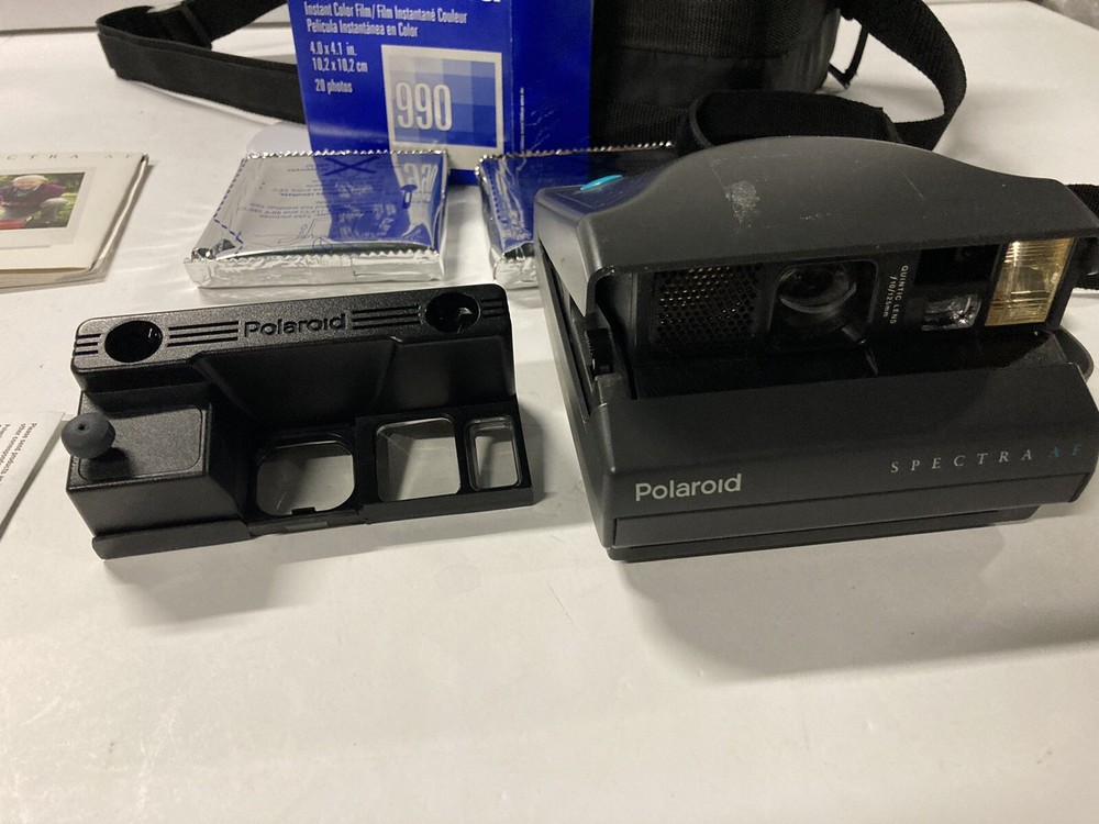 POLAROID SPECTRA AF CAMERA WITH ACCESSORIES & CAMERA BAG “Read Description!!”