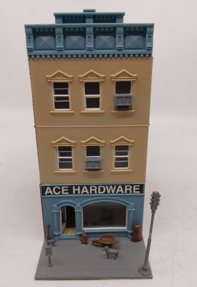 Model Power 577 HO Scale Built-up Ace Hardware NIB