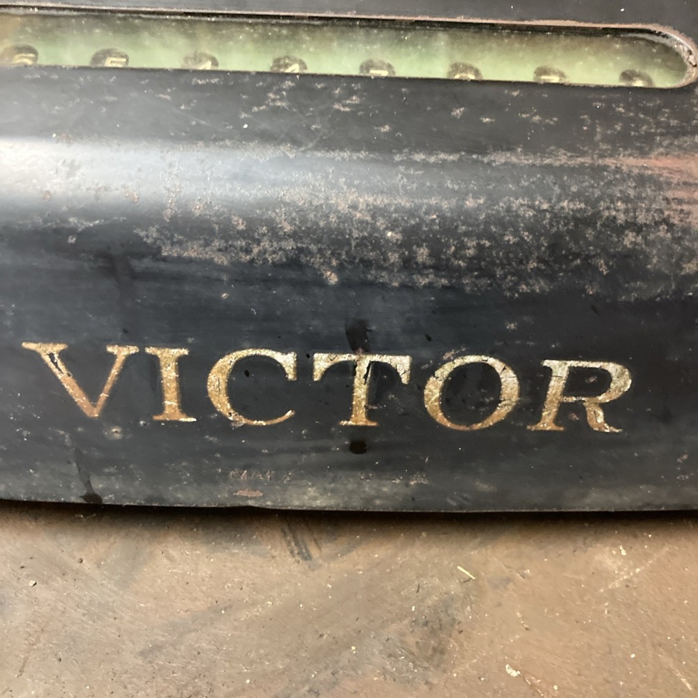 Vintage 1920s Victor Adding Machine