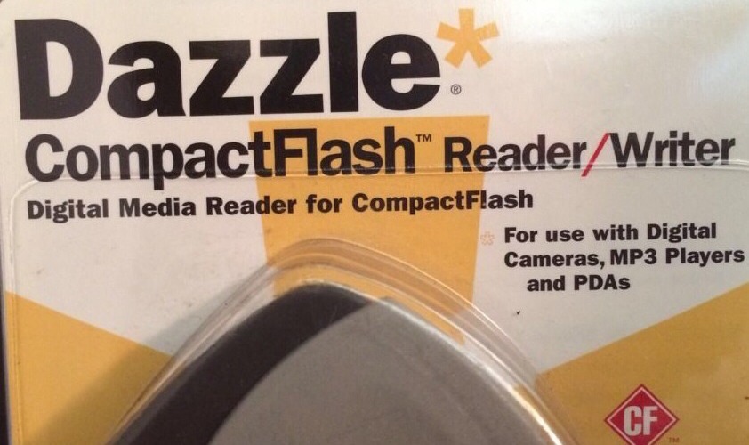 Dazzle Compact Flash Reader/Writer Digital Media Reader Software DM-8000 NEW