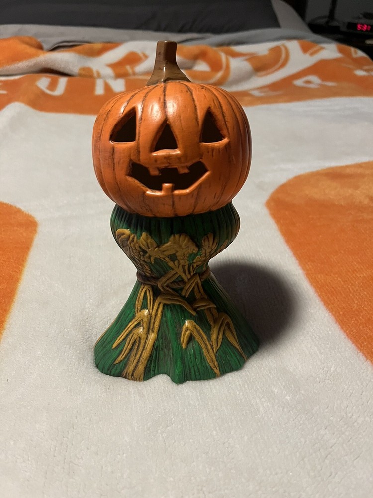 Cermic Halloween Pumpkin Hand Made, Lighted