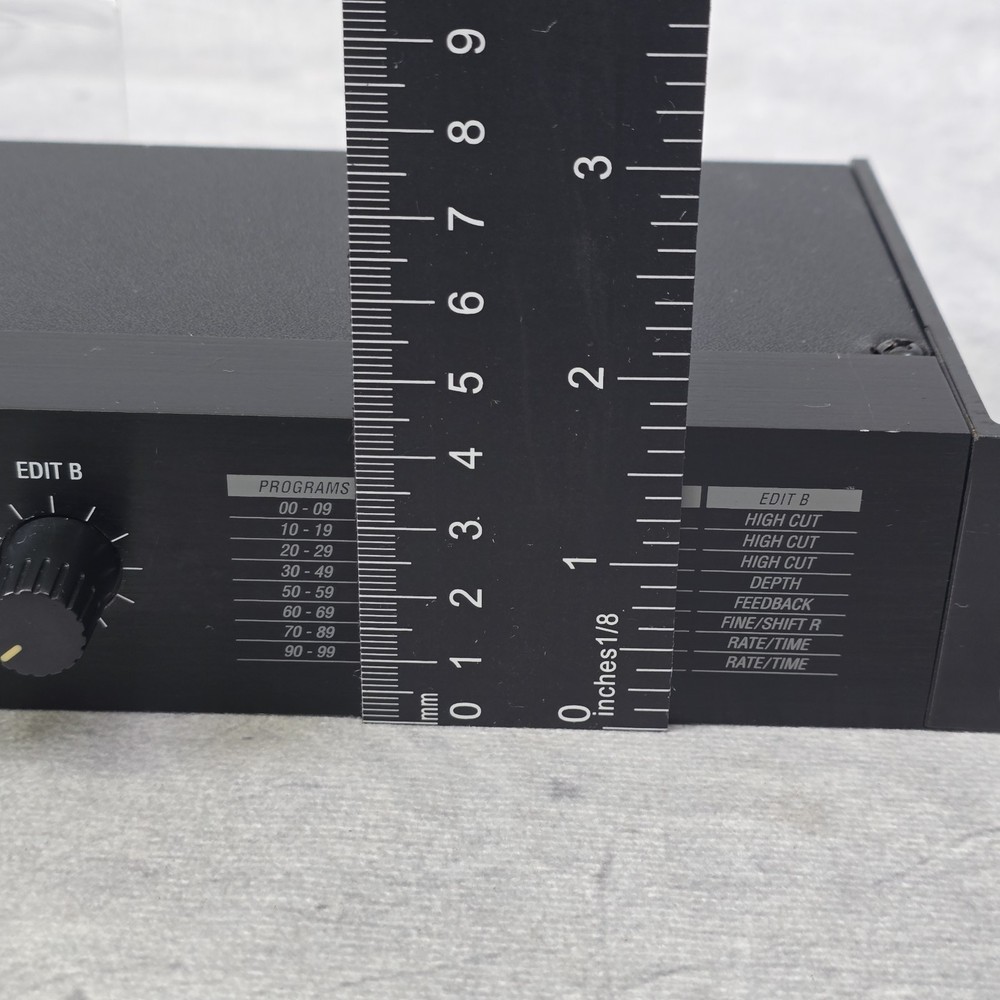 ALESIS Microverb 4 Digital Effects Preset 24 Bit Processor Rack w/ Power Cord