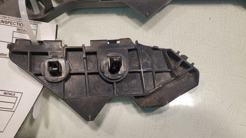 COROLLA S 2013 REAR BUMP BRACKET, RETAINER RH