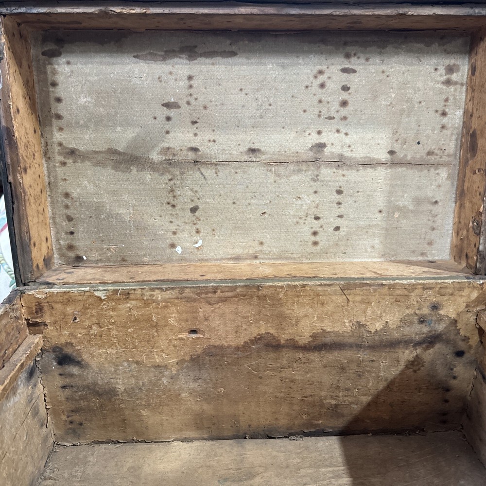Small Antique Flat Top Steamer Trunk - 16"L