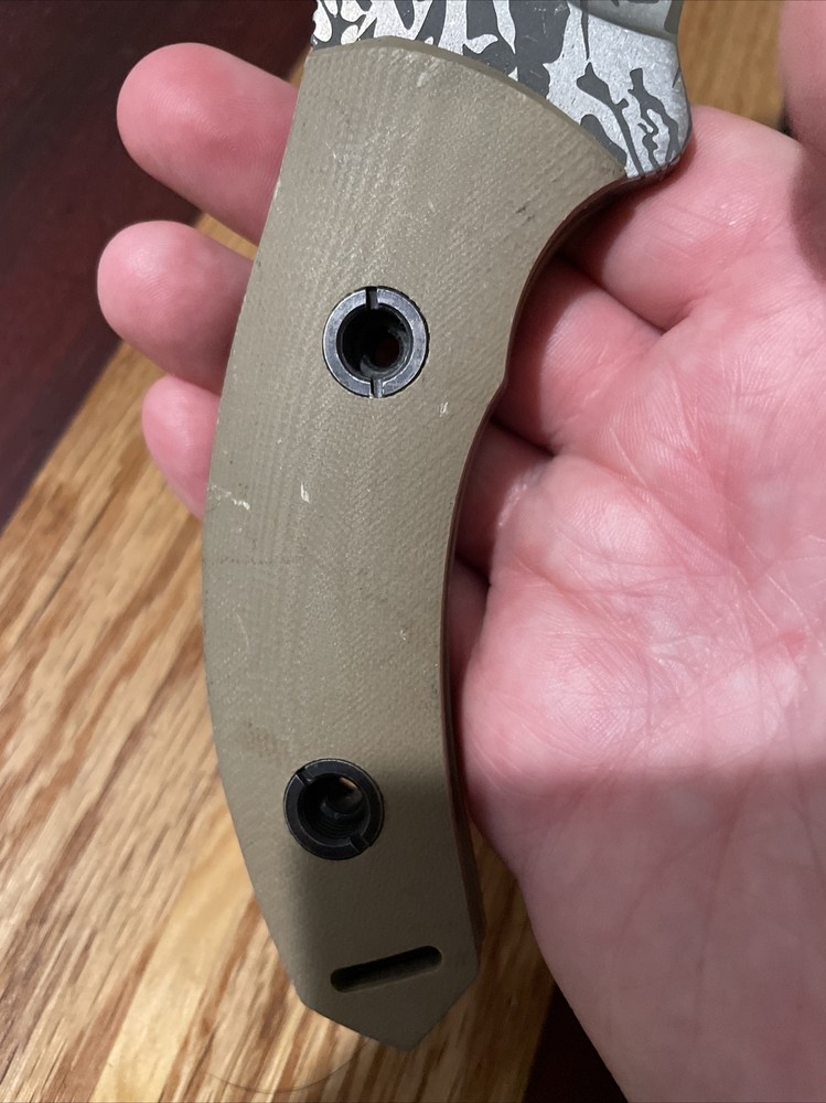 Unknown Maker Beefy Fixed Blade Knife Unmarked MINT