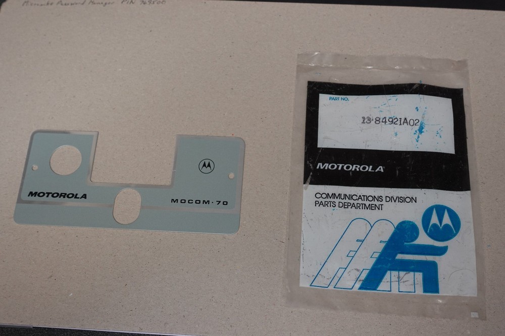 MOCOM mobile radio replacement end plate