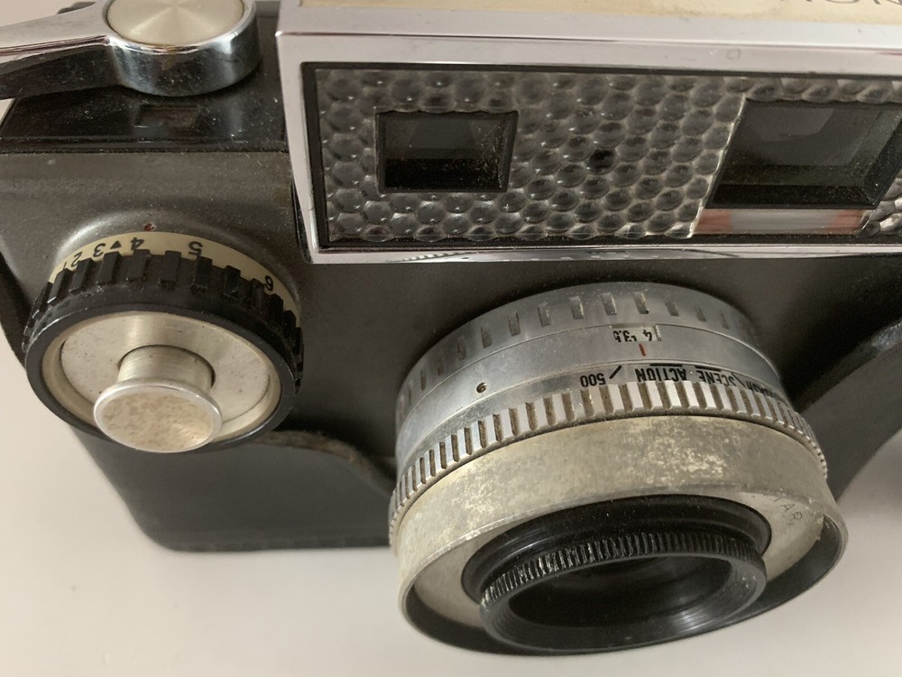 Vintage Argus Autronic 35 Camera *UNTESTED*