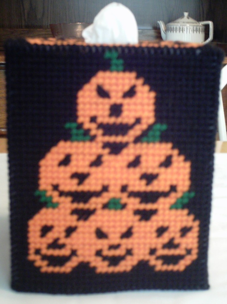 "Stacked Pumpkins" Tissue Box Cover (Plastic & Yarn) Finished