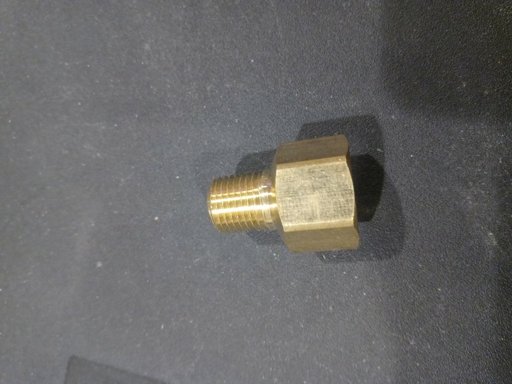 3/8FNPT×1/4MNPT REDUCING ADAPTER ( BRASS)