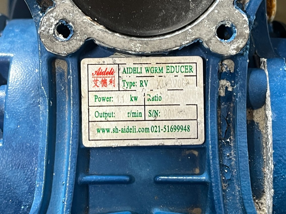 6-Head Bottle Filler