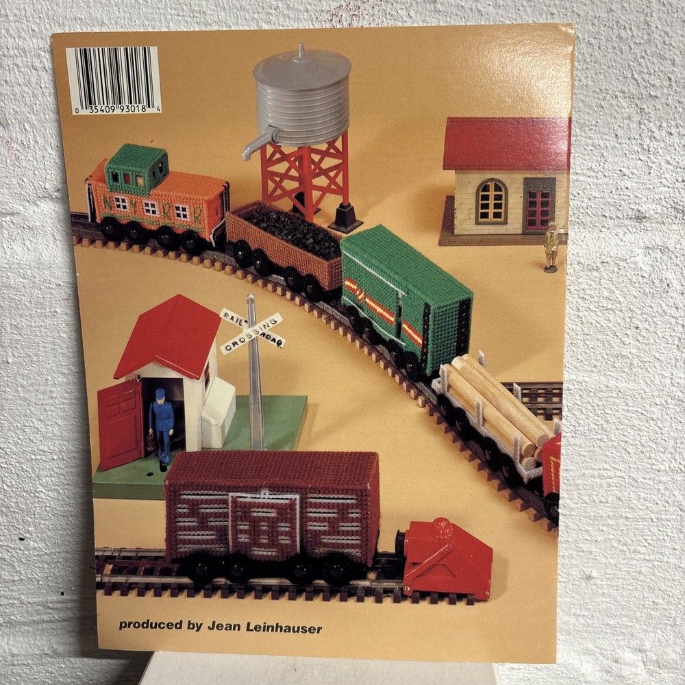 Vintage TRAIN BOOK 9 PIECE SET PLASTIC CANVAS PATTERN BOOK