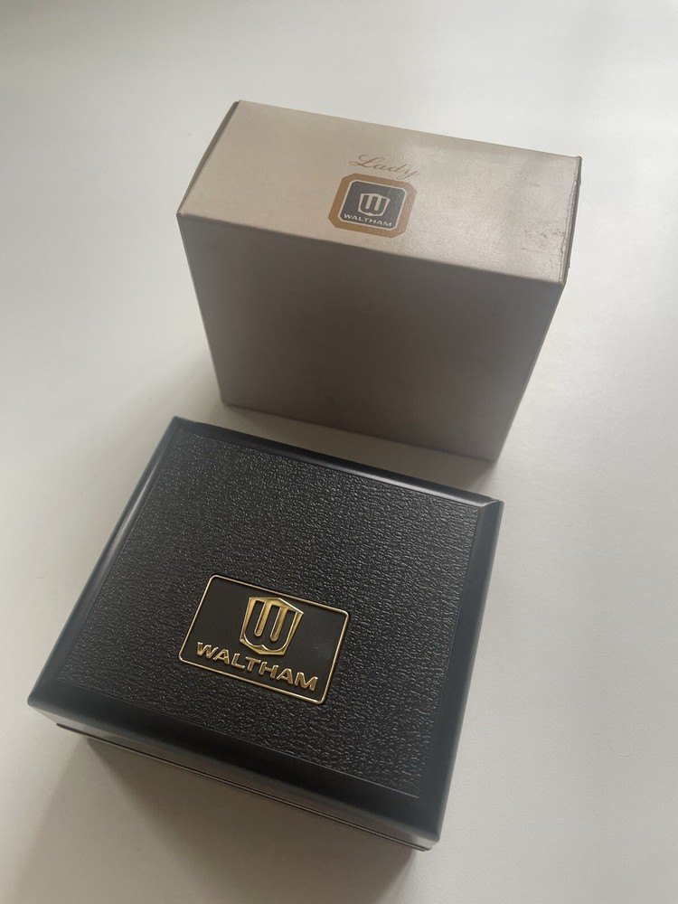 Vintage WALTHAM Presentation  Box & Outer box