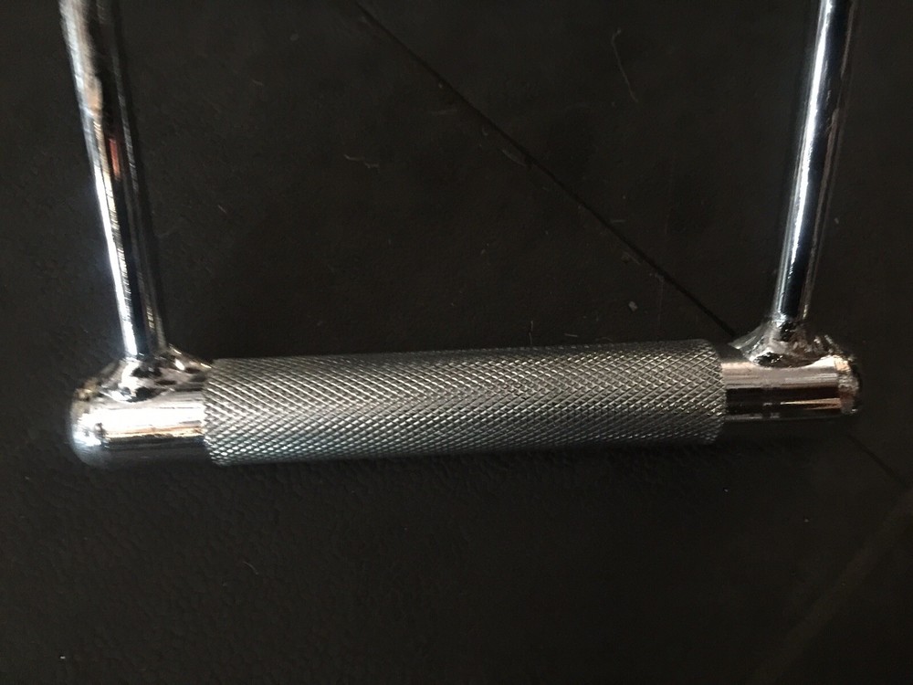 Low Row / Lat Pull Down Cable Attachment