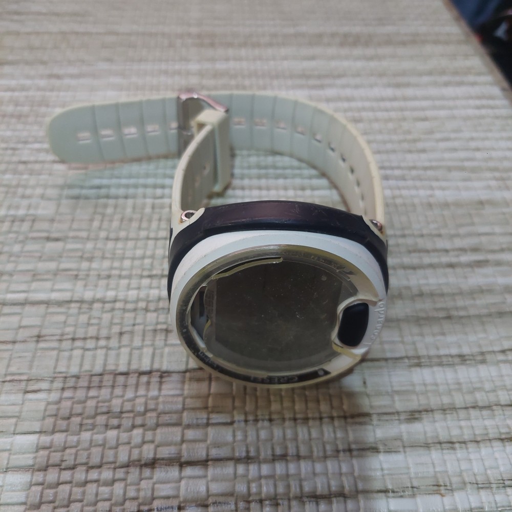 Cressi Leonardo Dive Computer - BEEPS BUT NO DISPLAY - PARTS ONLY