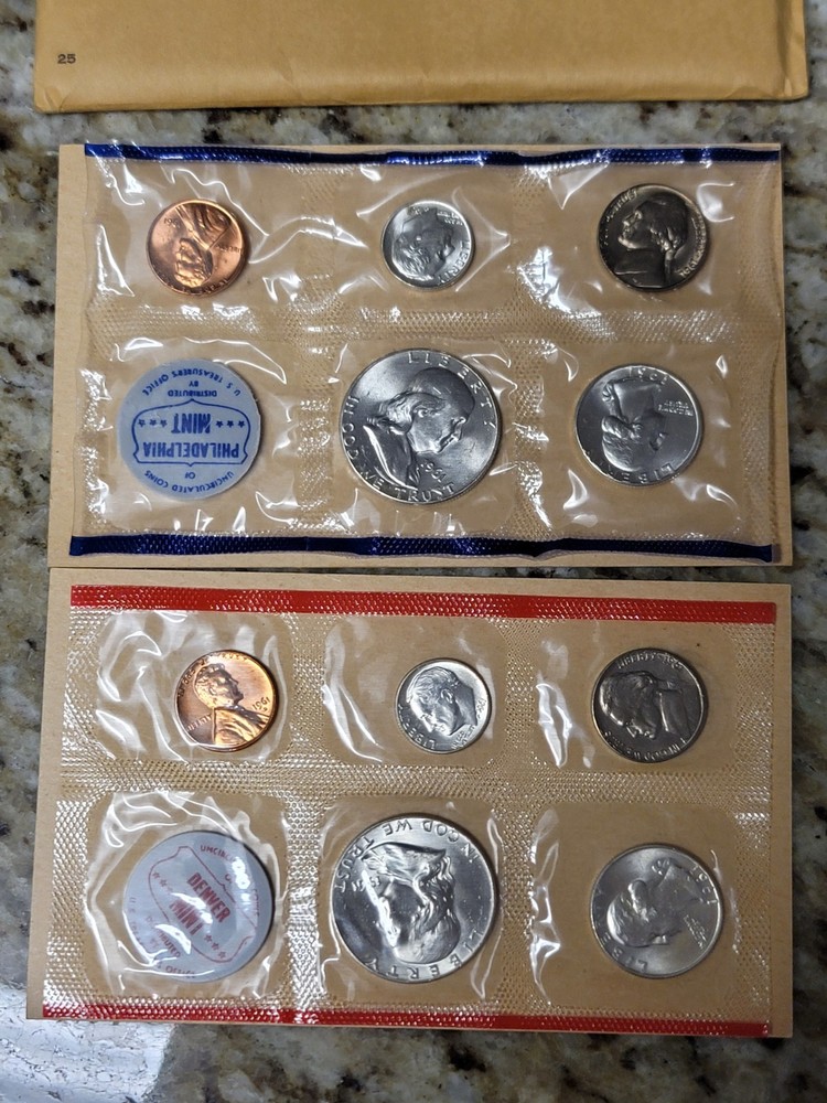 1961 Mint Set. Complete and original. 10 coins Both "P" & "D"