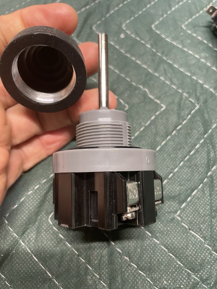 Monolever Waterproof Switch