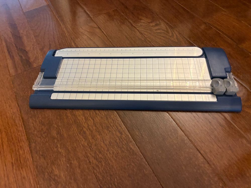 Edge Pro Manual Paper Cutter, Tested, with Extra Blade