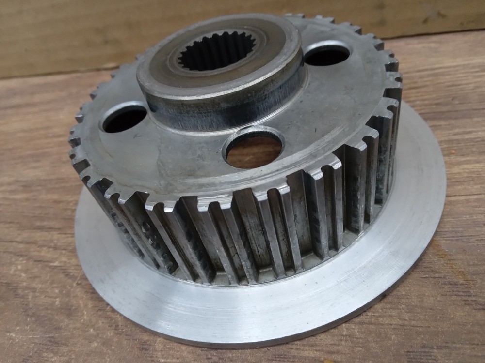 xlx250 clutch hub , ENGINE NUMBER MD08E