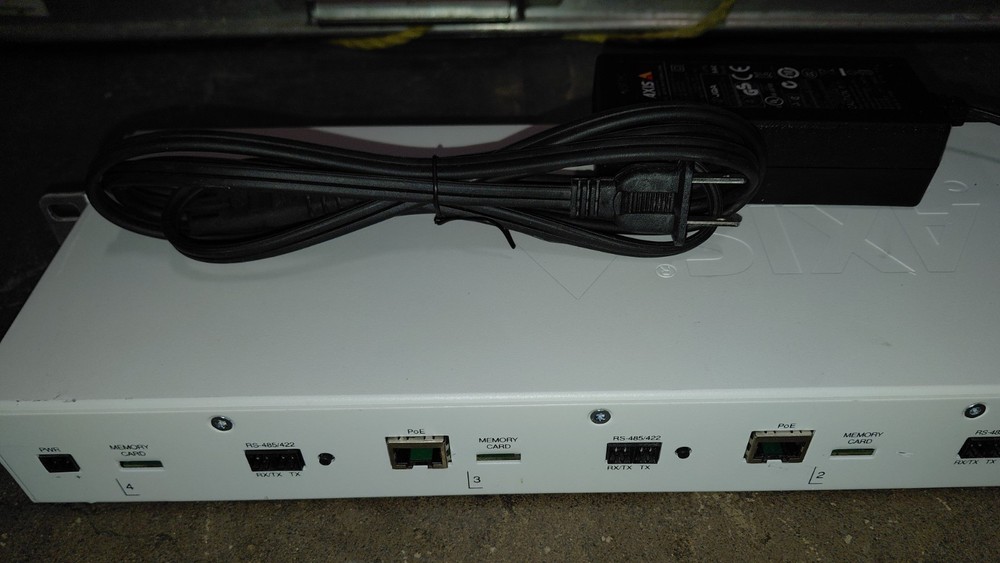 Axis M7010 Video Encoder 0414-001-01 16 Port With Power Adapter