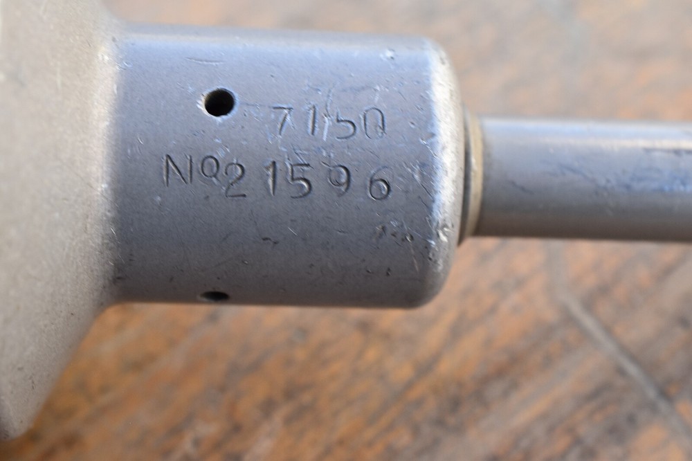 Avdel Power tool 715 type air riveter 7150