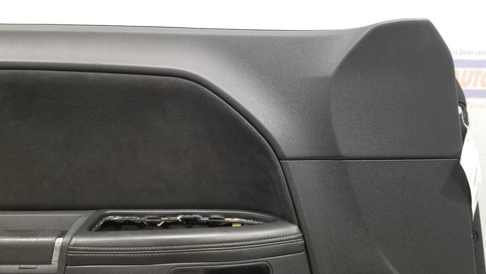 09 DODGE CHALLENGER SRT8 INTERIOR DOOR TRIM PANEL LEFT DRIVER BLACK