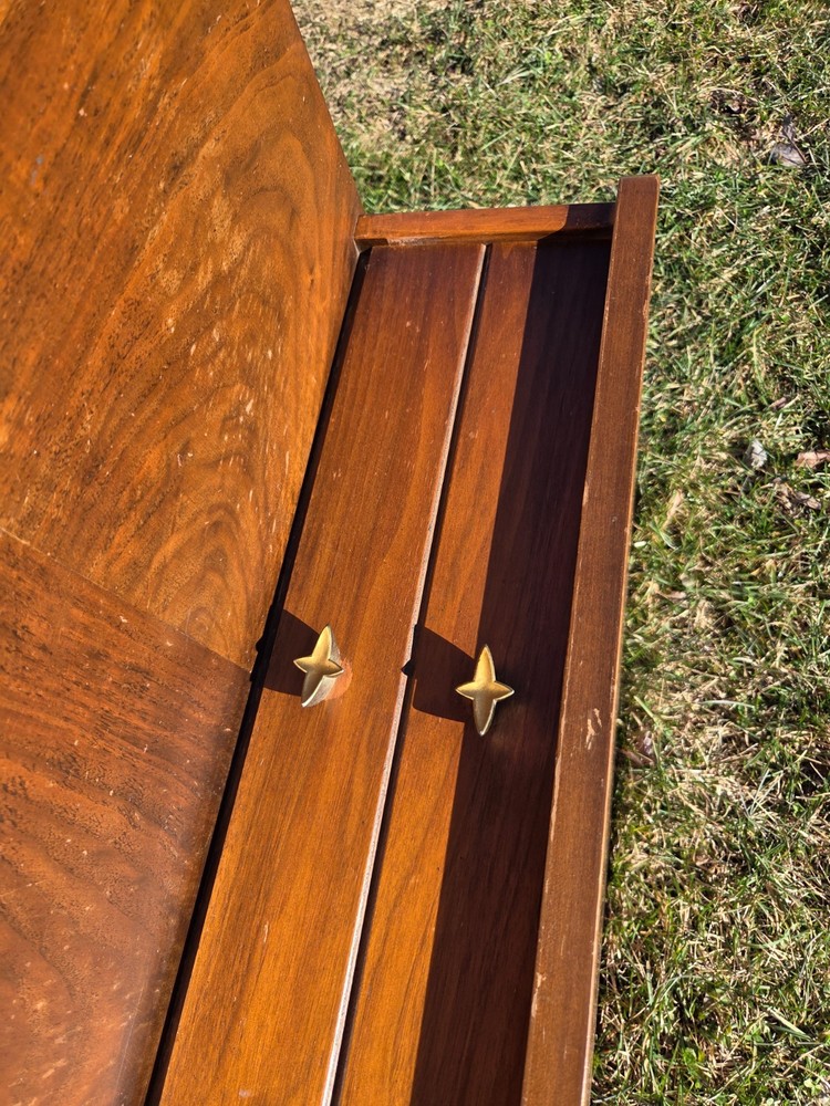 One Mid-century Mersman ( 1950s-1970s ) step-up side table solid wood.