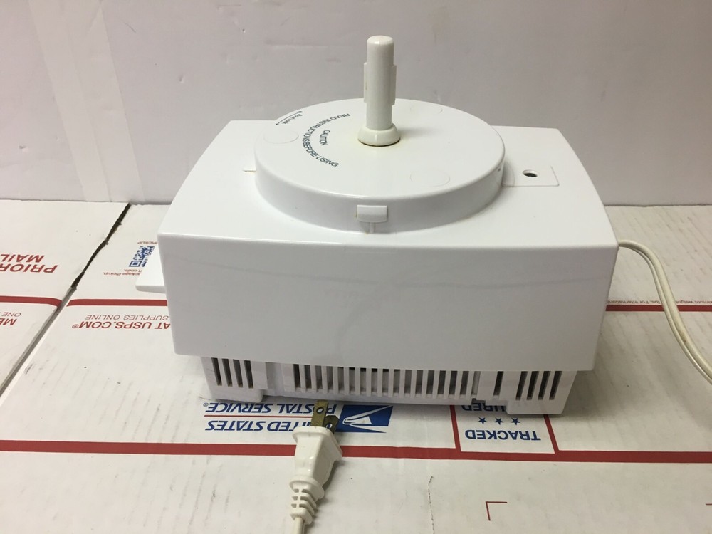 Cuisinart Handy Prep Food Processor 3 Cup Motor Base Only Replacement Part DFP 3