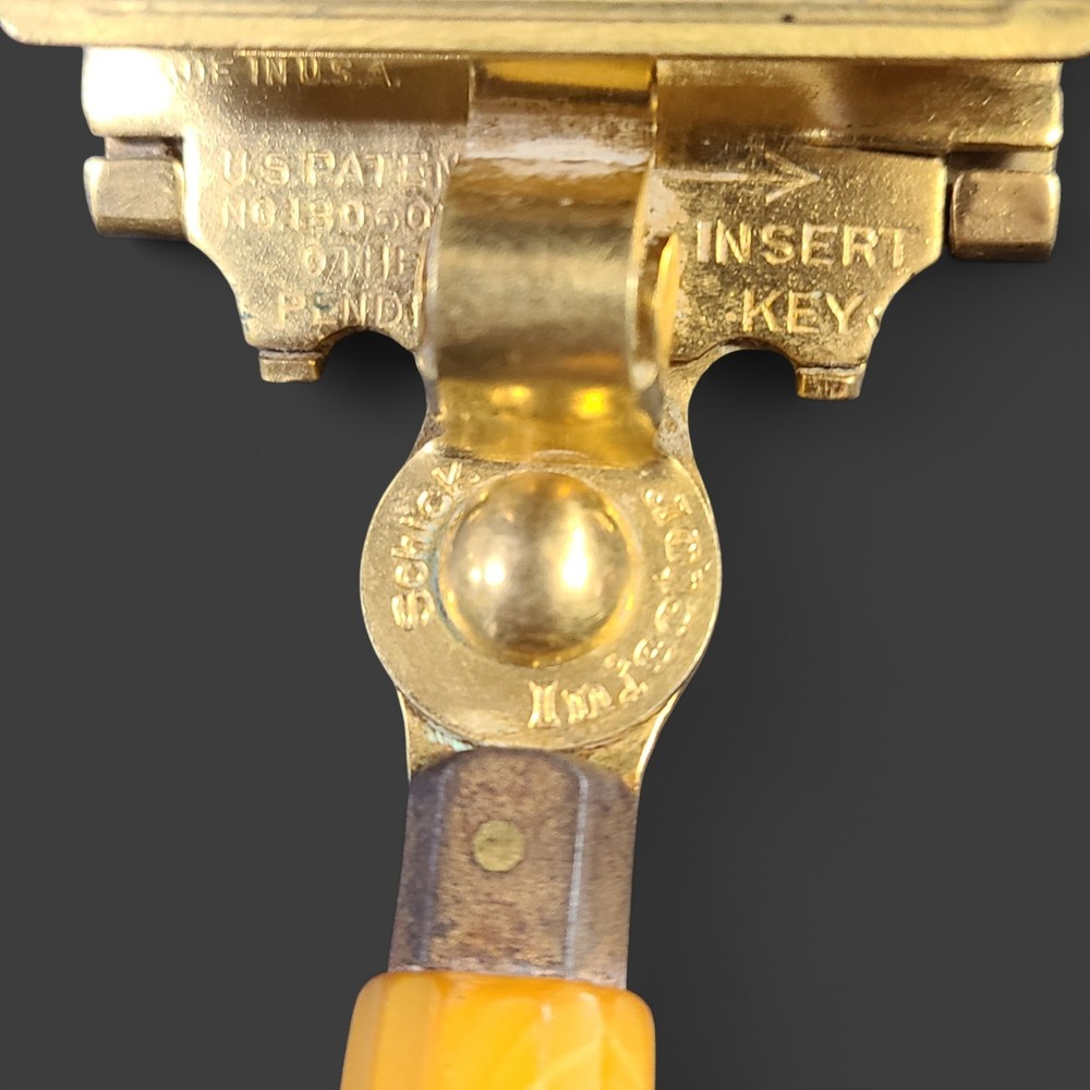 Vintage Schick Brass Injector Razor With Bakelite Handle
