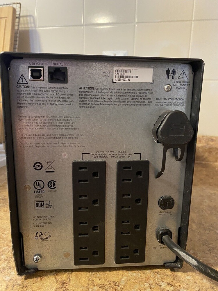 APC Smart-UPS C 1000 Uninterruptible Power Supply READ DESCRIPTION