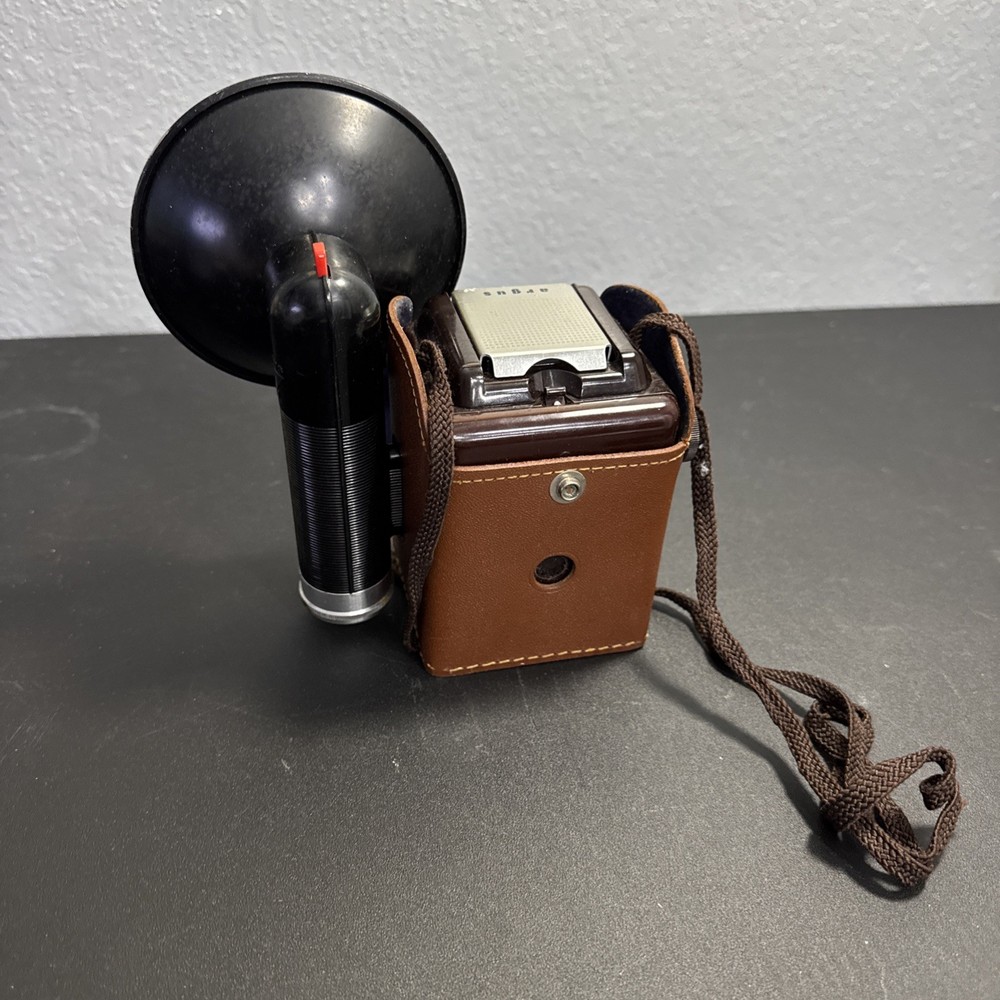 Vintage Argus 75 Camera Leather Case, Flash & 1 Bulb
