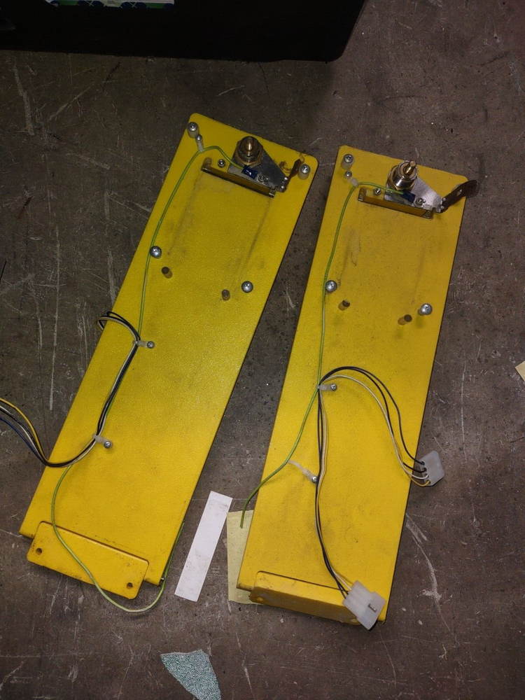 benchmark arcade redemption ticket mech doors #823