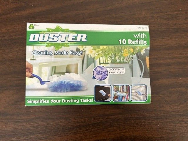 Cleaning Made Easy Handheld Duster with 10 Refills (NEW)