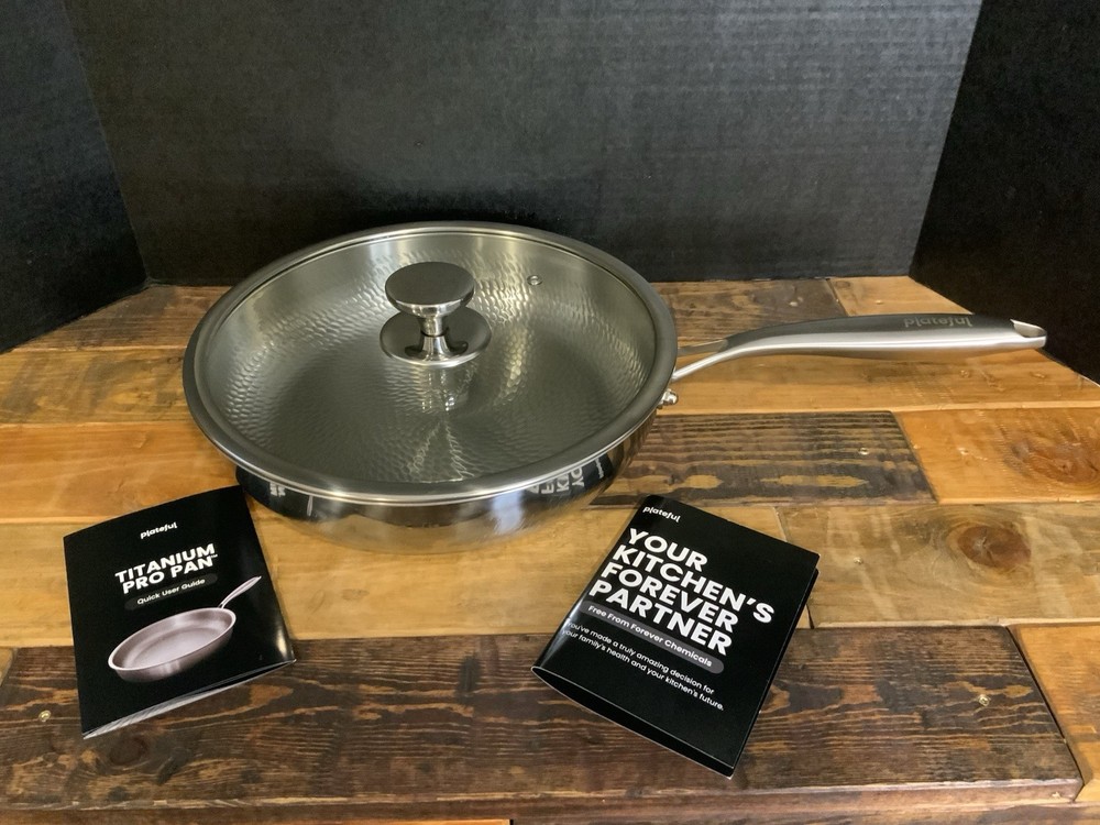 Plateful Titanium Frying Pan 12" New 🔥